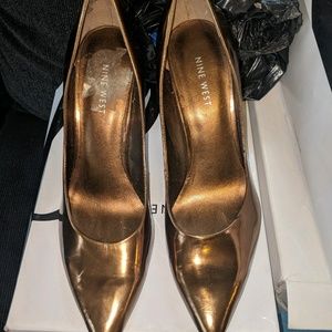 Bronze None West pumps